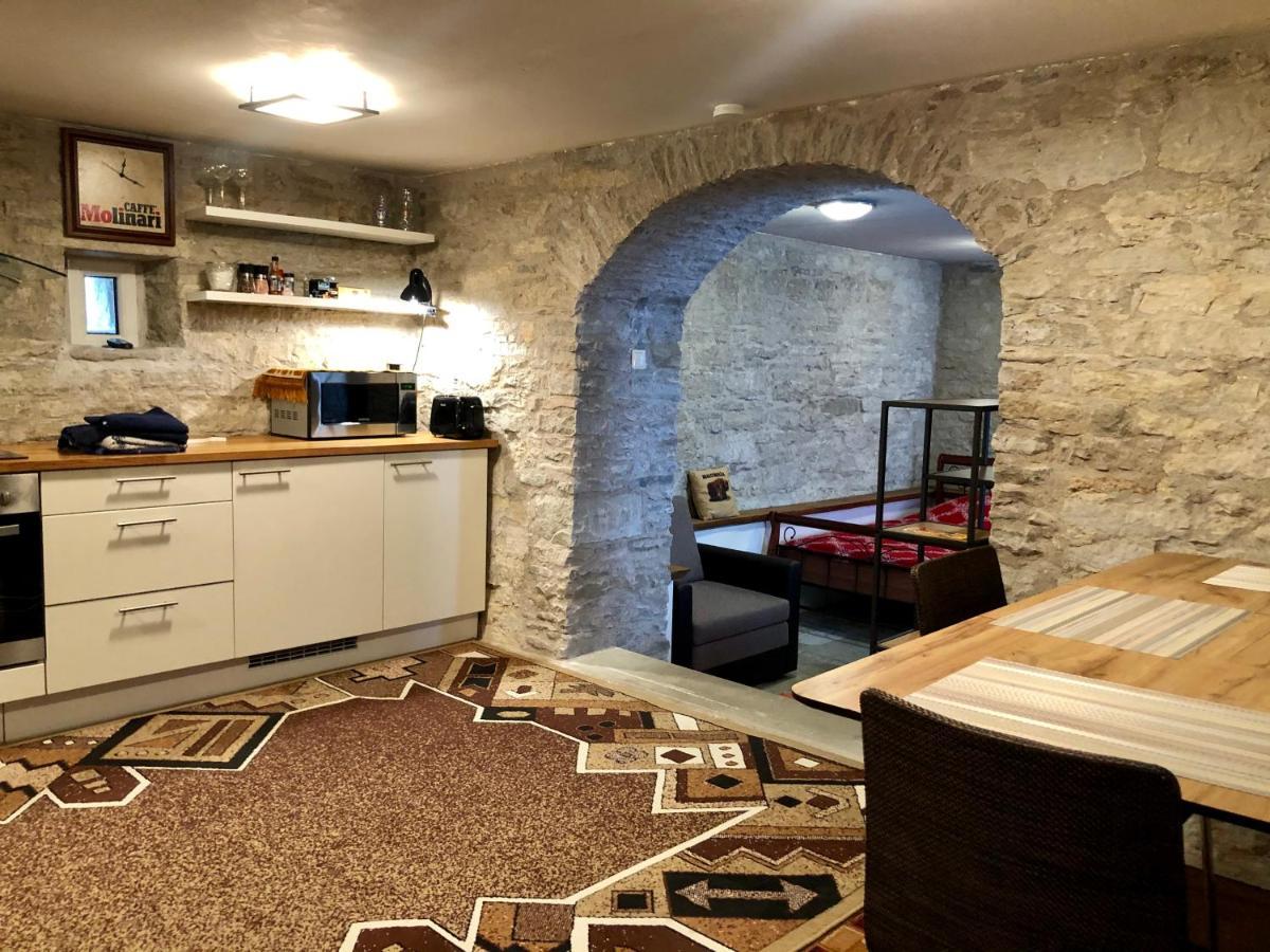 Kauba 6A Apartment Курессааре Экстерьер фото
